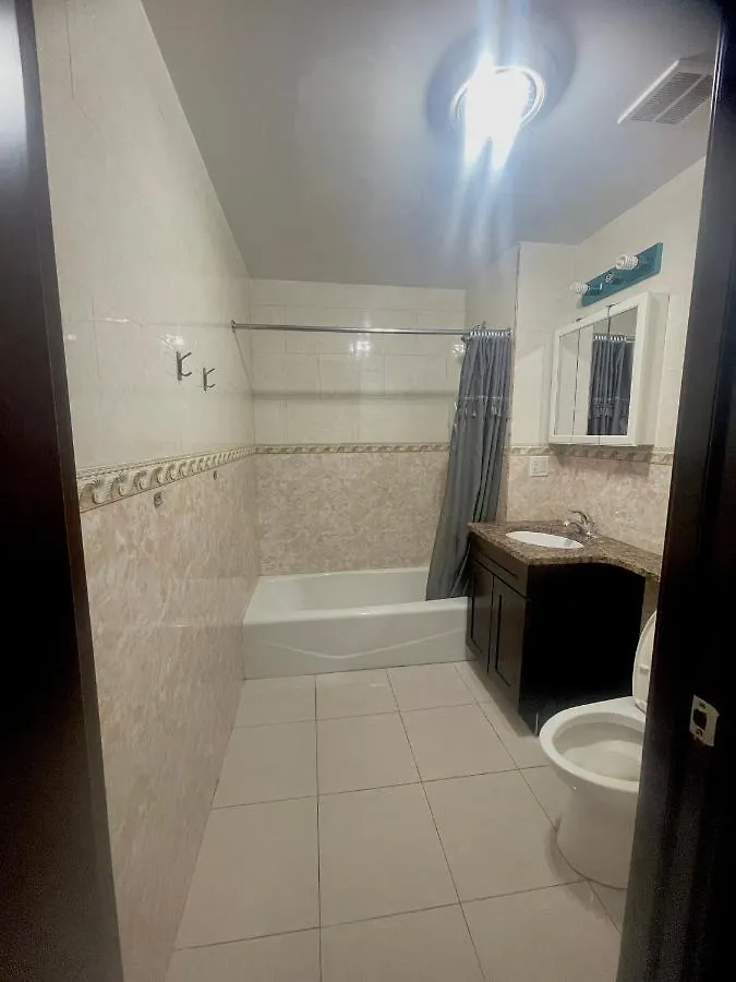 شقة نيو يورك  في 2Br Elevator Apt 10Min To Lga Airport 1Min To Train!